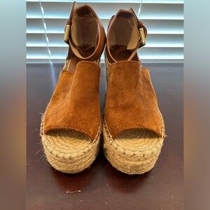 Marc Fisher wedges size 6.5